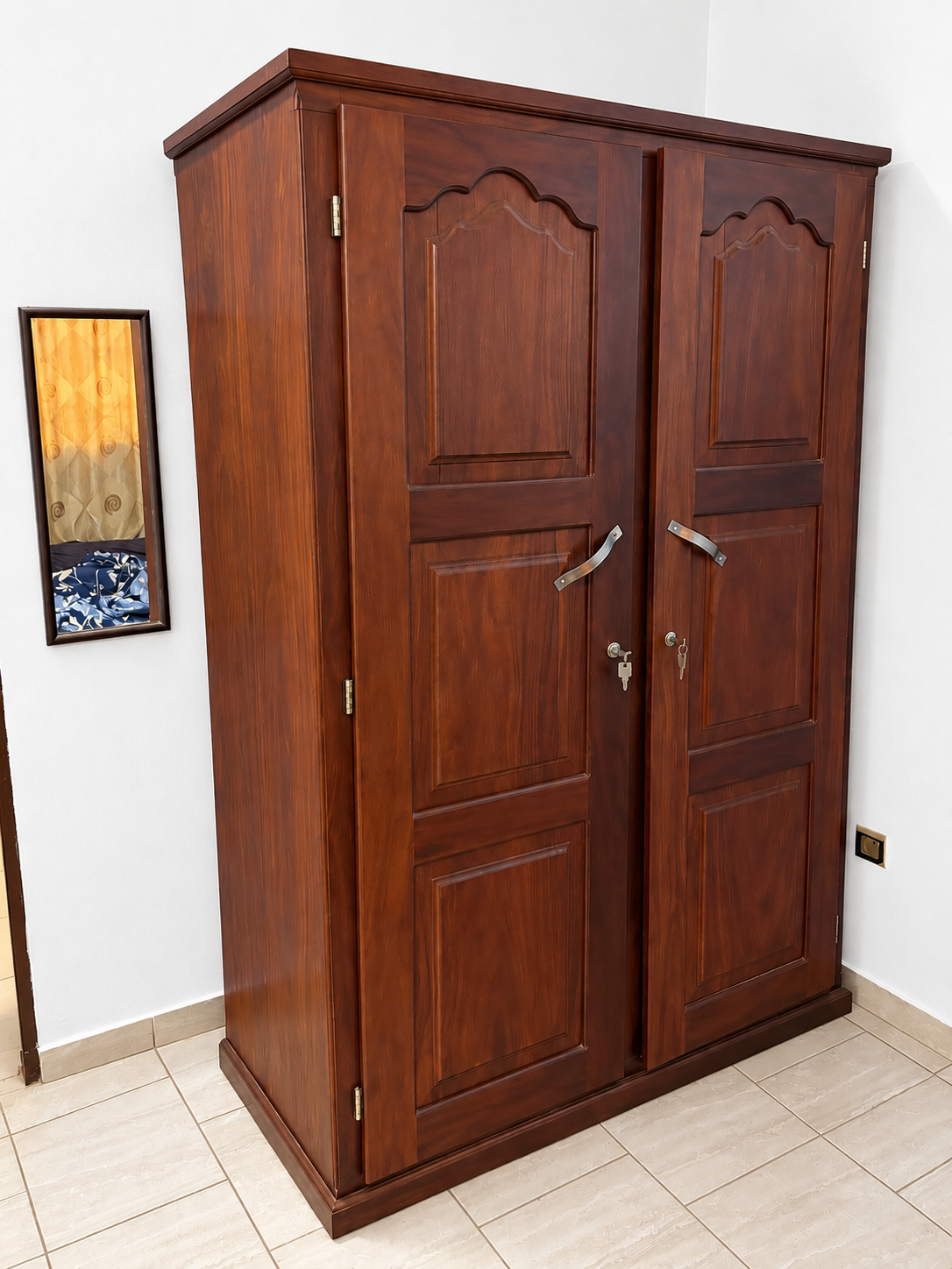 Armoire 2 portes en bois
